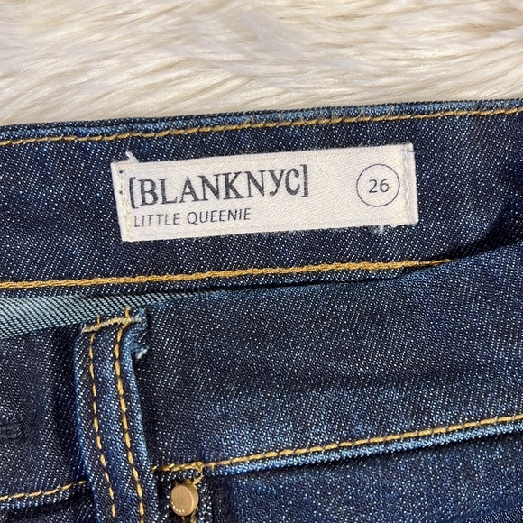 Blank NYC Little Queenie Denim Shorts with Frayed Hem, size 26 - Picture 3 of 7